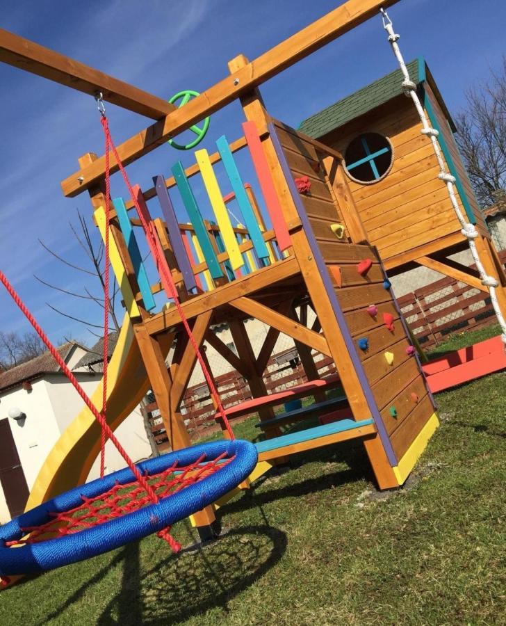 Ferienwohnung GardenLux Vrdnik Exterior foto