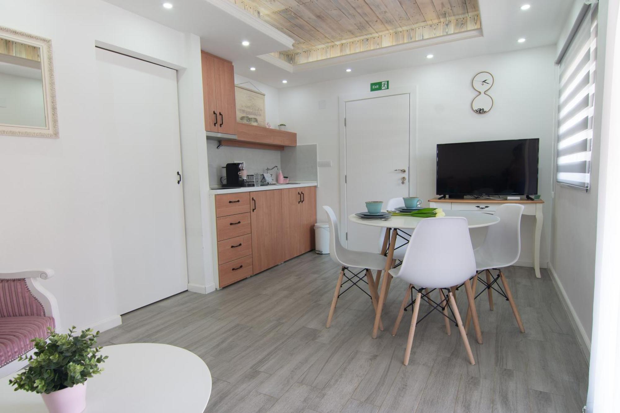 Ferienwohnung GardenLux Vrdnik Exterior foto